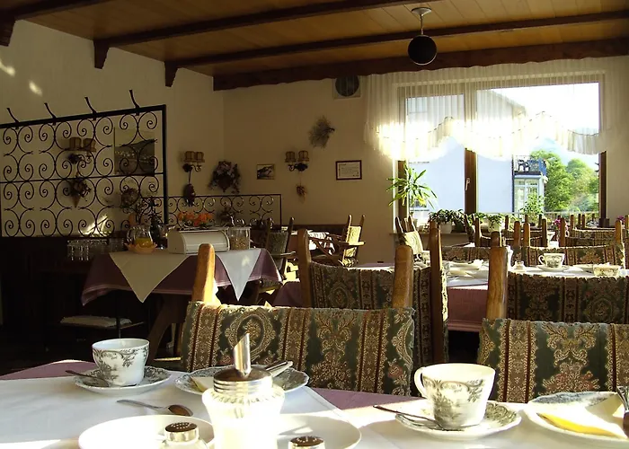 בית אירוח Haus Klosterblick Kröv