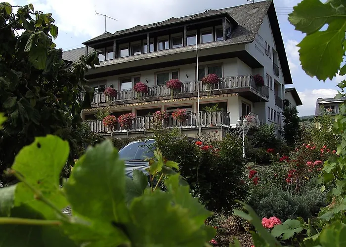 בית אירוח Haus Klosterblick Kröv